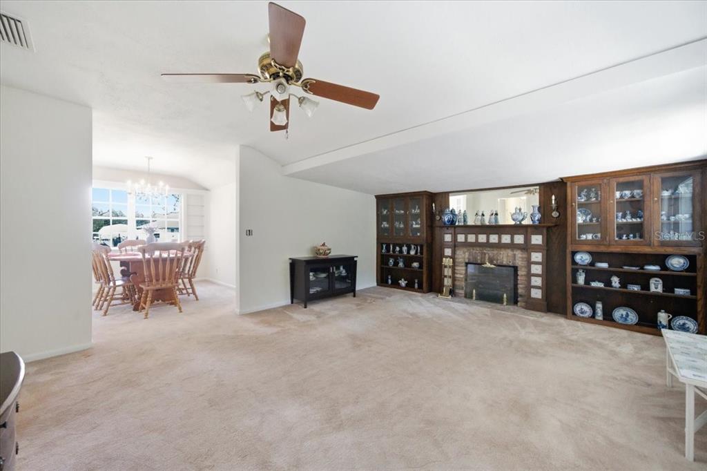 19513 Deer Lake Road Lutz, FL 33548 - Photo 8 of 35