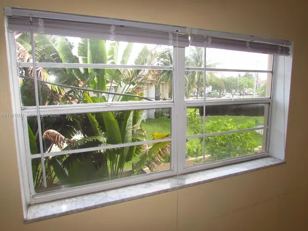 $1,675 | 5100 Southwest 41st Street, Unit 205, Pembroke Park, FL 33023