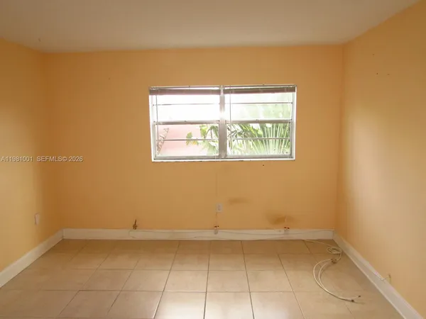 $1,675 | 5100 Southwest 41st Street, Unit 205, Pembroke Park, FL 33023