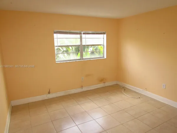 $1,675 | 5100 Southwest 41st Street, Unit 205, Pembroke Park, FL 33023