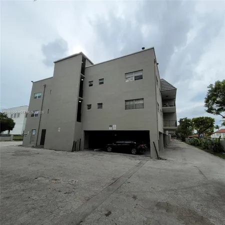 $1,675 | 5100 Southwest 41st Street, Unit 205, Pembroke Park, FL 33023