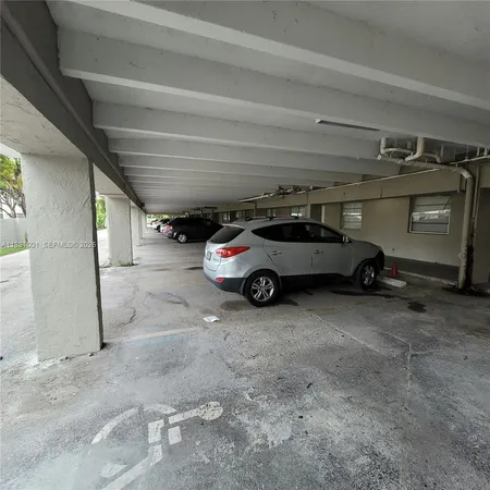 $1,675 | 5100 Southwest 41st Street, Unit 205, Pembroke Park, FL 33023
