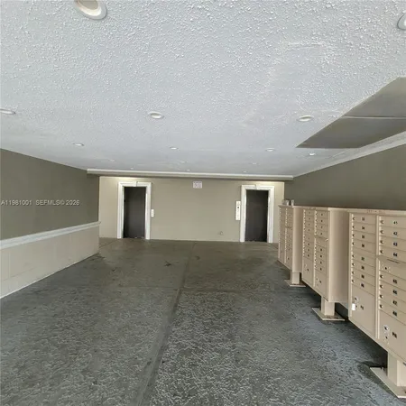 $1,675 | 5100 Southwest 41st Street, Unit 205, Pembroke Park, FL 33023