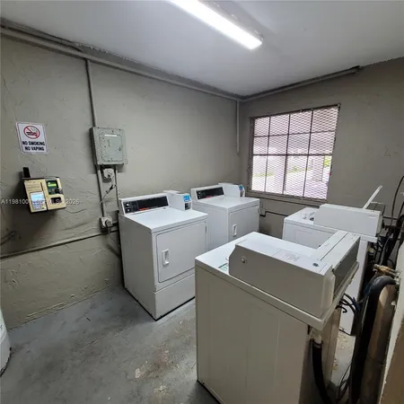 $1,675 | 5100 Southwest 41st Street, Unit 205, Pembroke Park, FL 33023