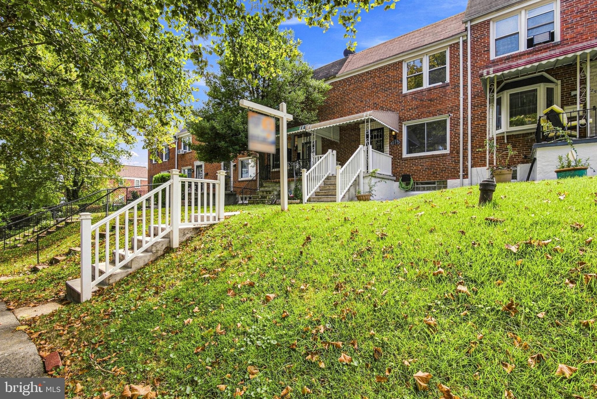 827 St Dunstans Road Baltimore, MD 21212 - Photo 3 of 40 Gallery Image 3