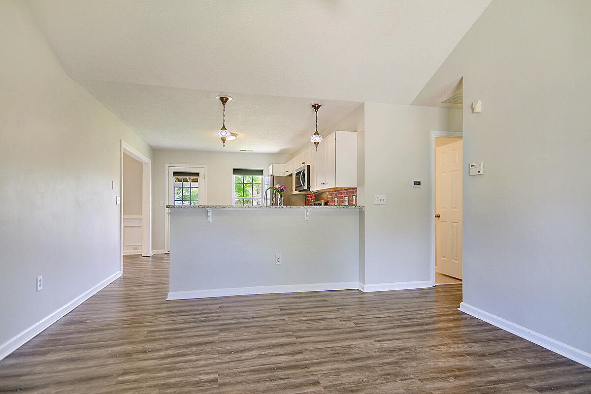 8392 Waltham Road North Charleston, SC 29406 - Photo 8 of 34 CREM_8392 Waltham_016