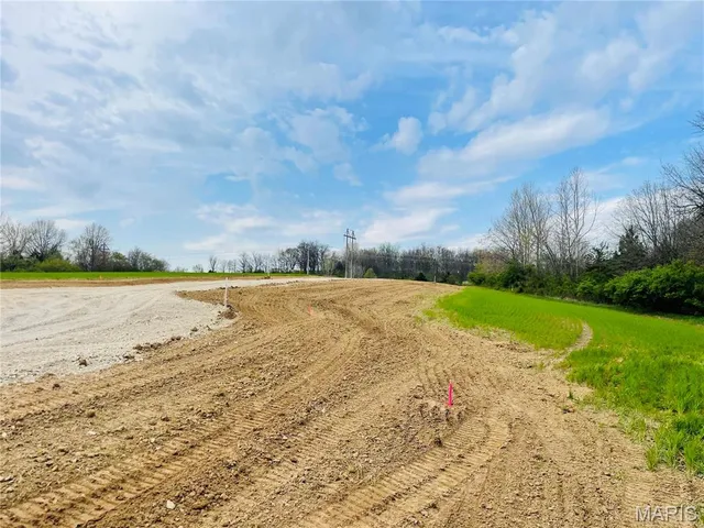 $74,977 | 0 Lot Road, Winfield, MO 63389