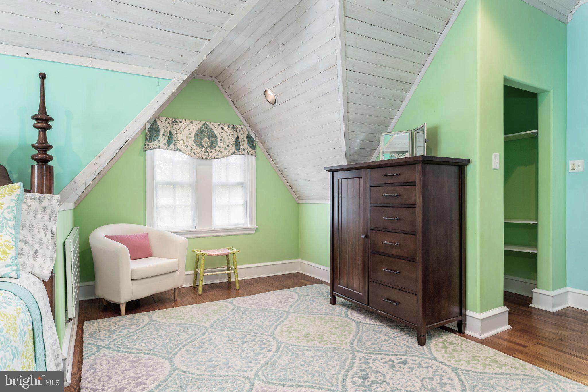 5 Hedgerow Lane Strafford, PA 19087 - Photo 30 of 35 Bedroom 4 sitting area