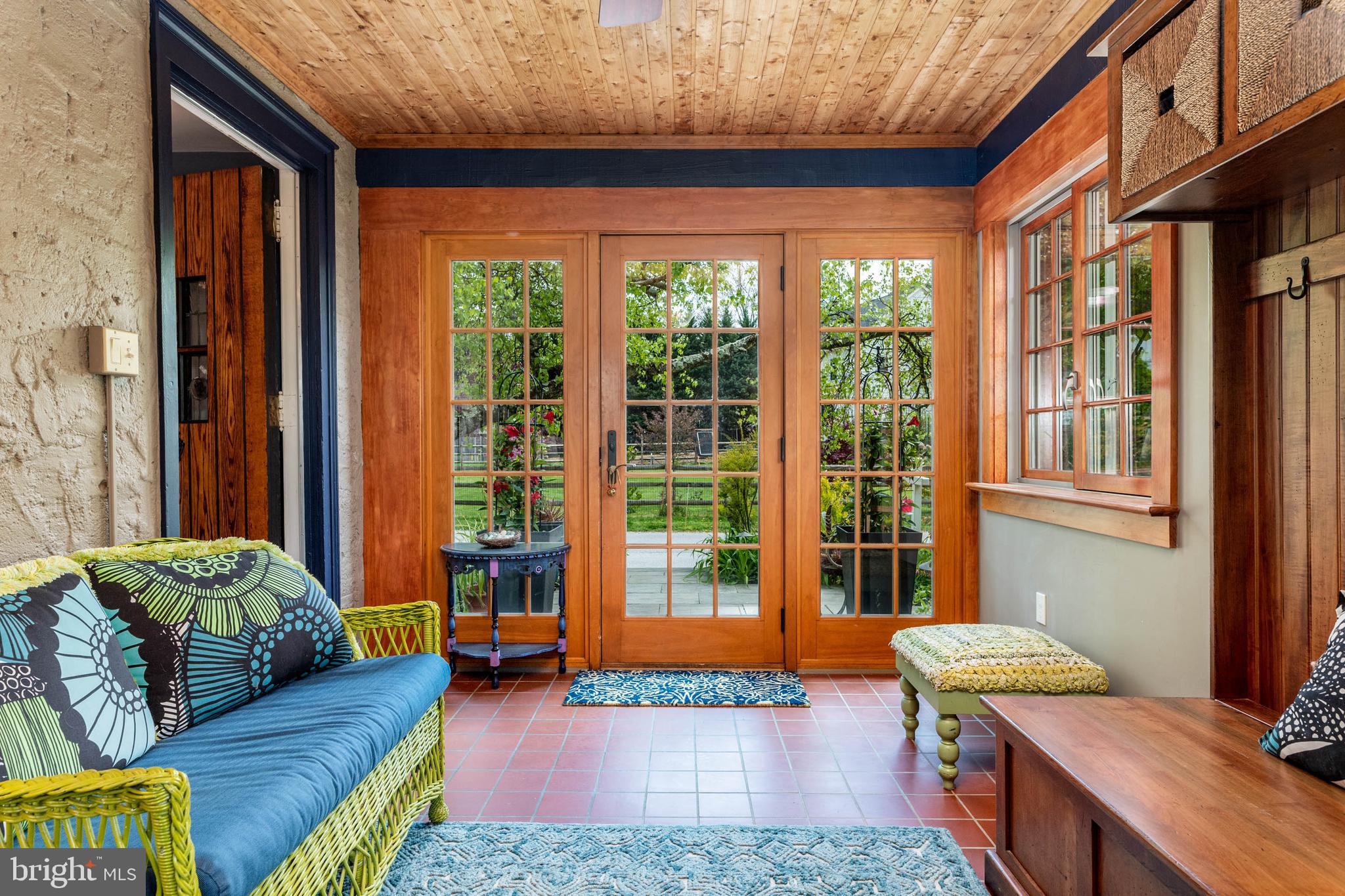 5 Hedgerow Lane Strafford, PA 19087 - Photo 3 of 35 Cozy Entry