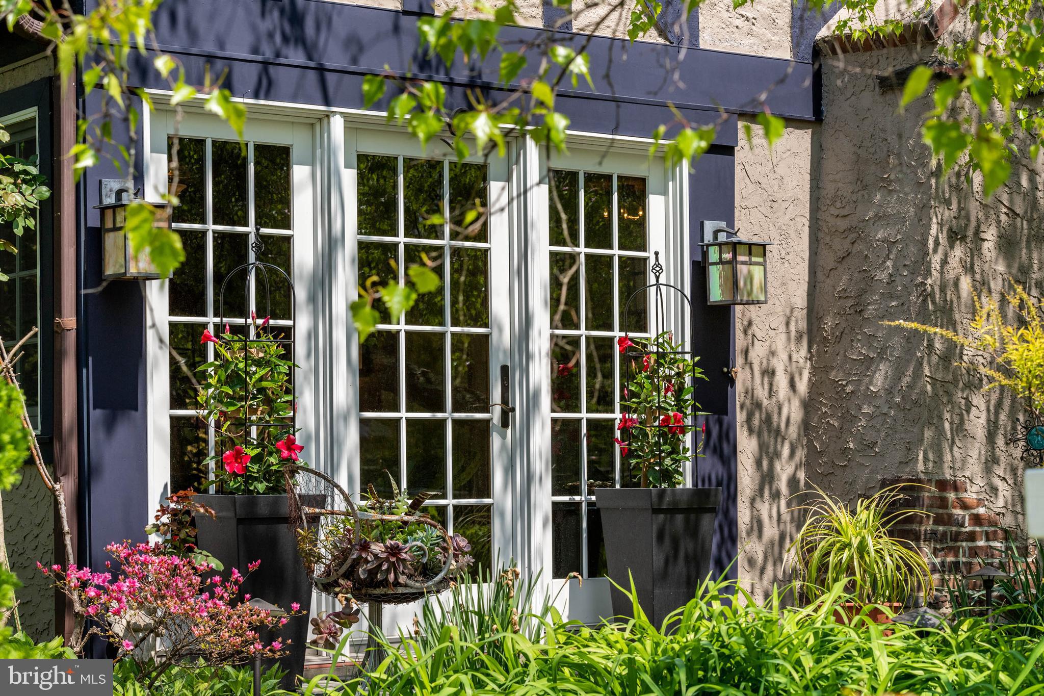 5 Hedgerow Lane Strafford, PA 19087 - Photo 32 of 35 Enchanting!