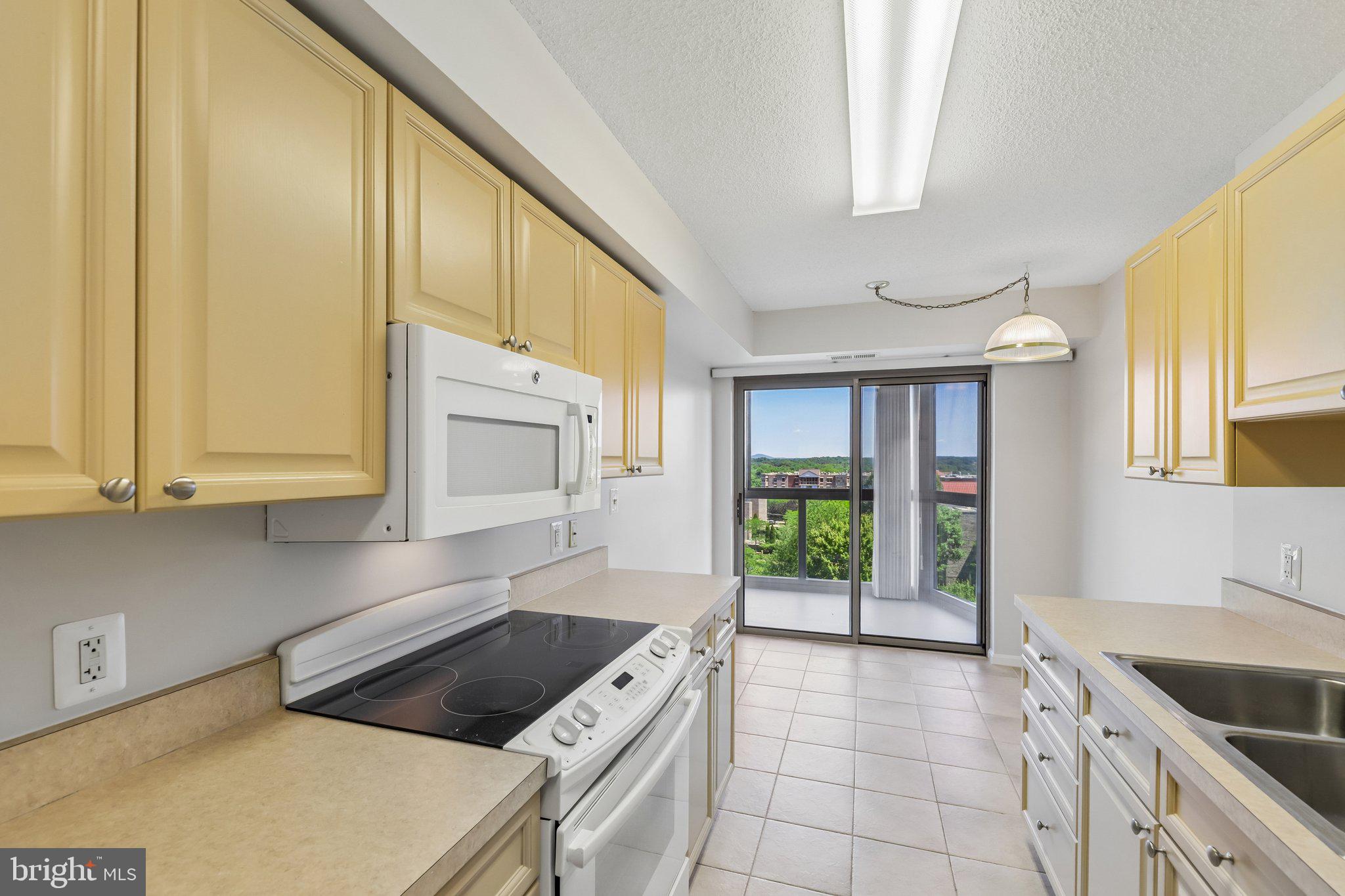 19385 Cypress Ridge Terrace, Unit 515 Leesburg, VA 20176 - Photo 50 of 58