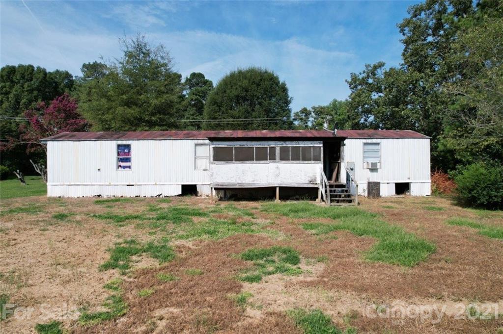 1933 Triplett Road Mount Ulla, NC 28125 - Photo 3 of 7 Gallery Image 3