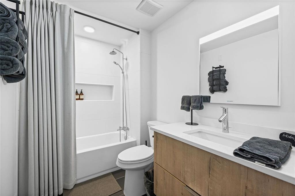 346 Peters Street Southwest, Unit 301 Atlanta, GA 30313 - Photo 23 of 44 Gallery Image 23
