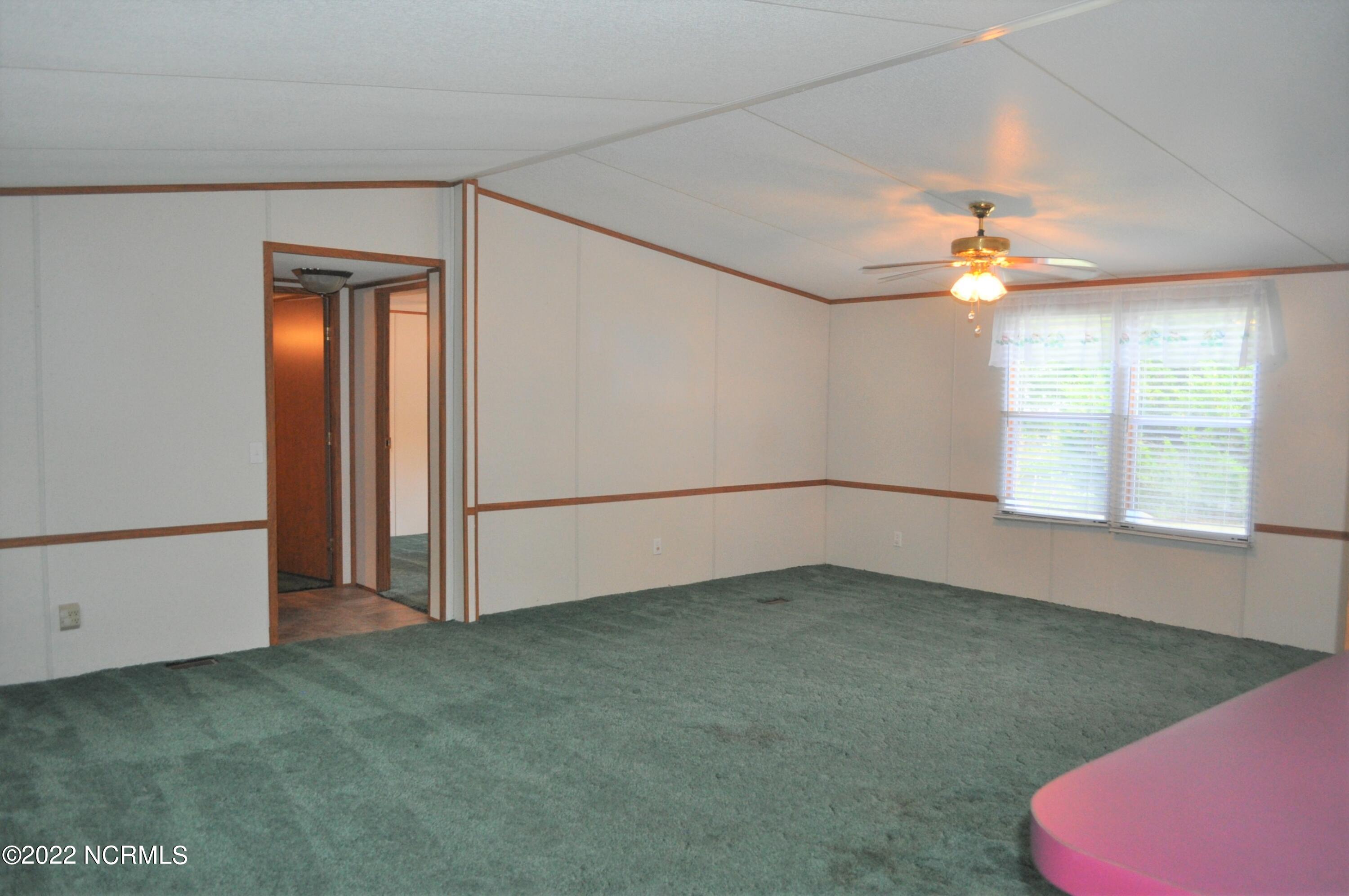 119 Juniper Trail Hampstead, NC 28443 - Photo 16 of 30 LIving area