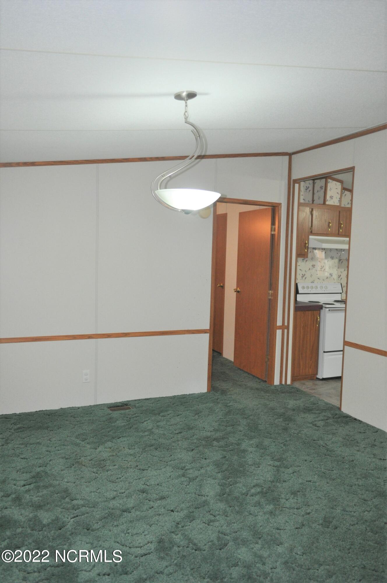 119 Juniper Trail Hampstead, NC 28443 - Photo 19 of 30 Dining Room