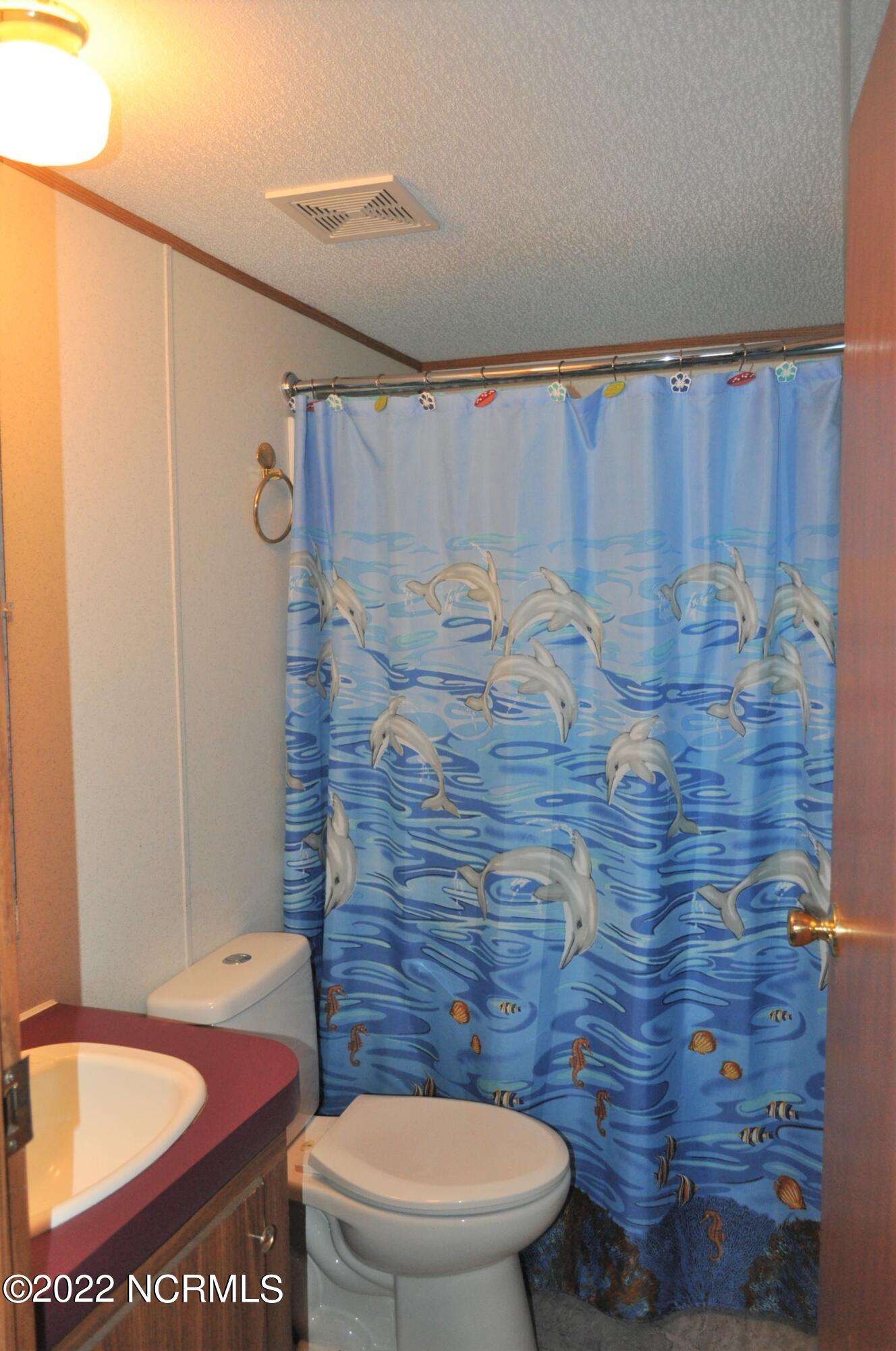 119 Juniper Trail Hampstead, NC 28443 - Photo 27 of 30 Shared/Guest Bath