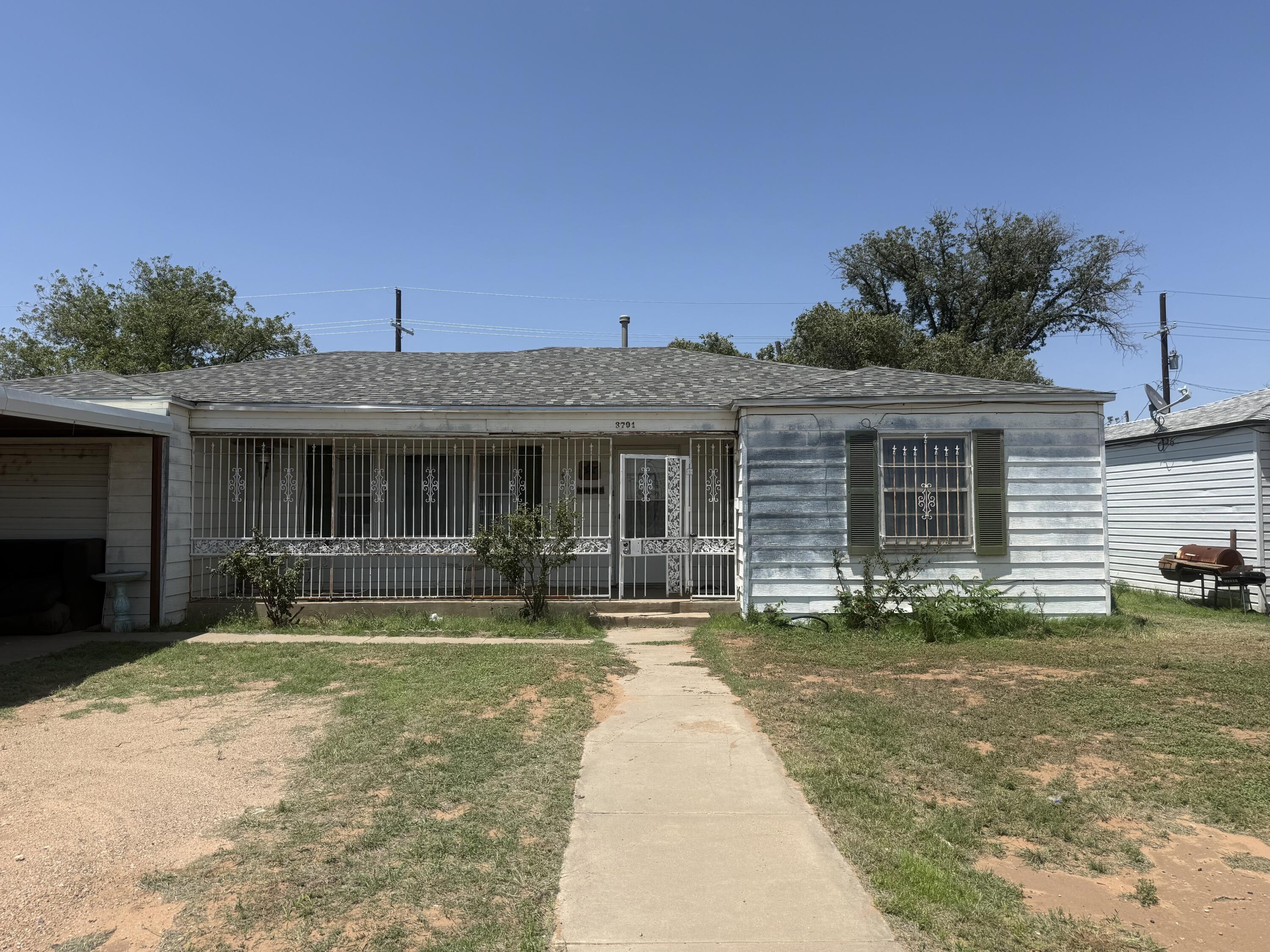 3701 E 4th front view 3
