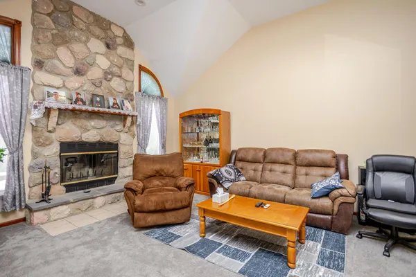 $329,000 | 15 Vine Drive, Hebron, IN 46341