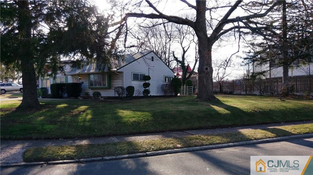 41 Winthrop Road Edison, NJ 08817 - Photo 3 of 18 a view of a house with a yard