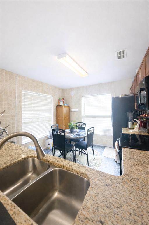 5624 Indialantic Drive Orlando, FL 32808 - Photo 7 of 16