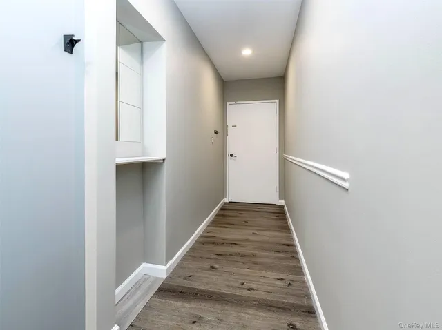 $2,300 | 49 Glen Head Road, Unit 2, Glen Head, NY 11545