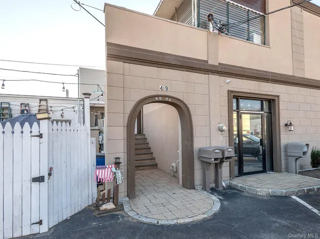 $2,300 | 49 Glen Head Road, Unit 2, Glen Head, NY 11545