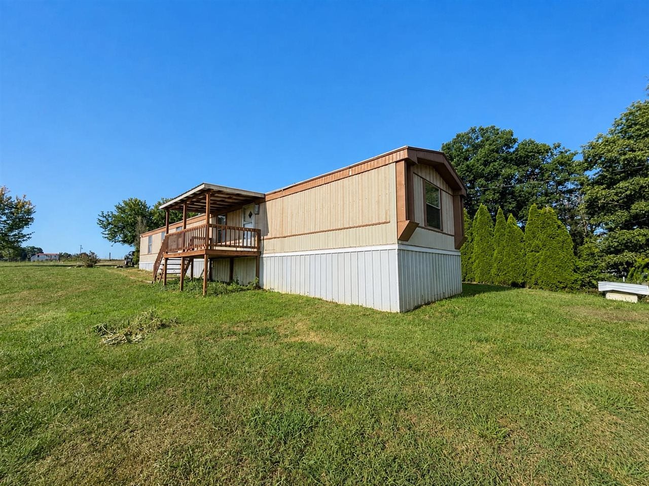 5750 Randolph Goodluck Road Summer Shade, KY 42166 - Photo 8 of 33 Gallery Image 8