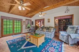 17 Markham Road East Hampton, CT 06424 - Photo 16 of 32 Family room