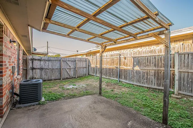 $1,495 | 5013 Geddes Avenue, Unit A, Fort Worth, TX 76107