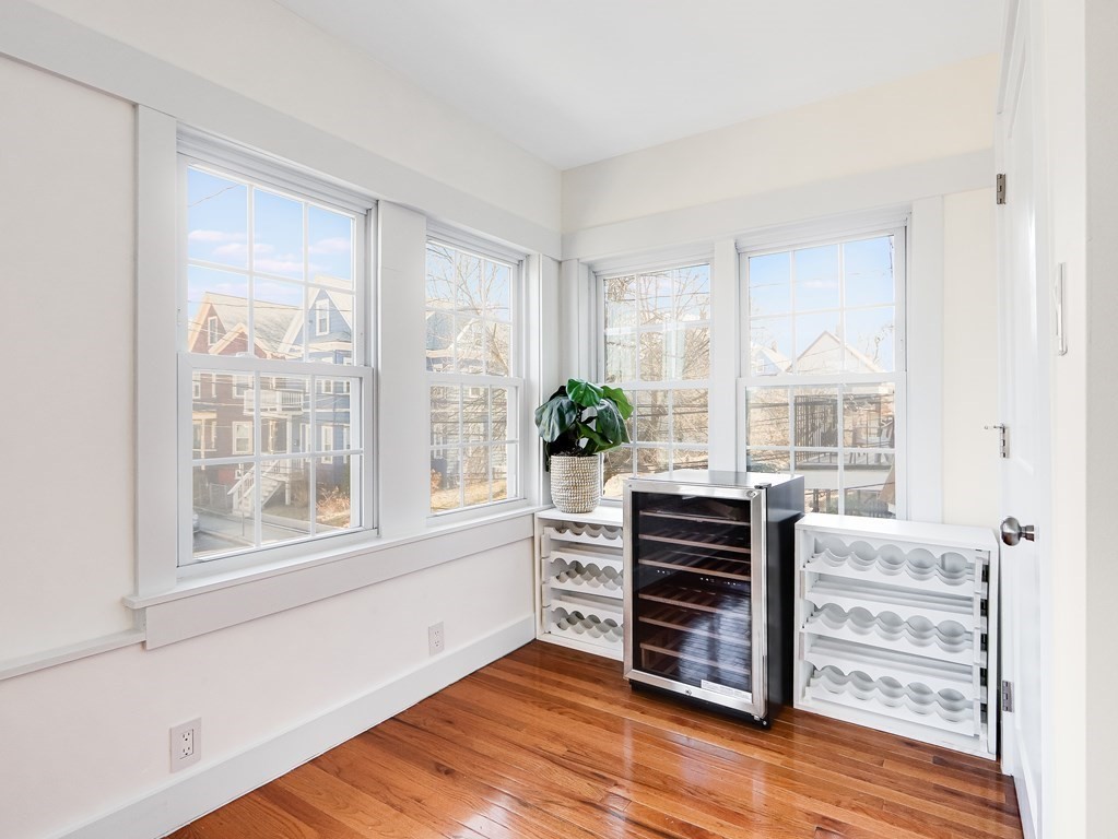 19 Conwell Street, Unit 2 Somerville, MA 02143 - Photo 23 of 38