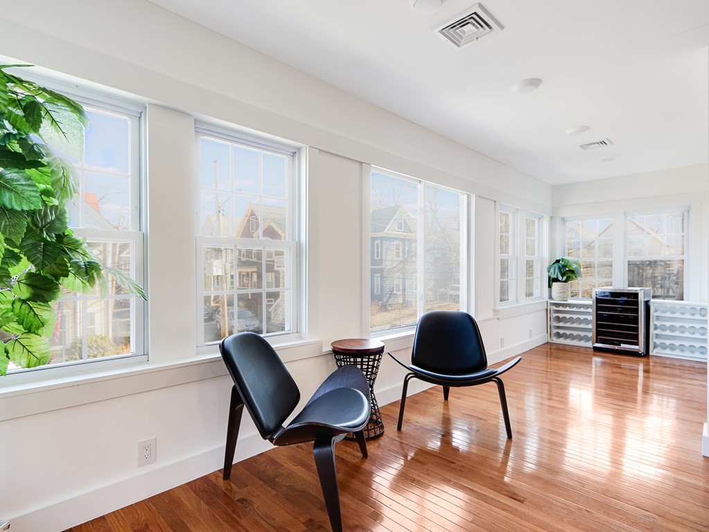 19 Conwell Street, Unit 2 Somerville, MA 02143 - Photo 25 of 38