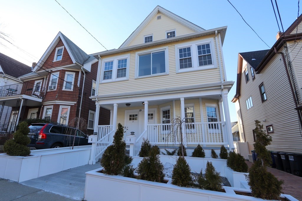 19 Conwell Street, Unit 2 Somerville, MA 02143 - Photo 27 of 38