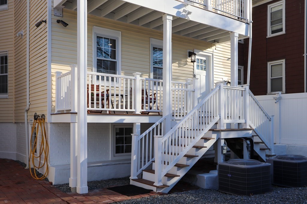 19 Conwell Street, Unit 2 Somerville, MA 02143 - Photo 35 of 38