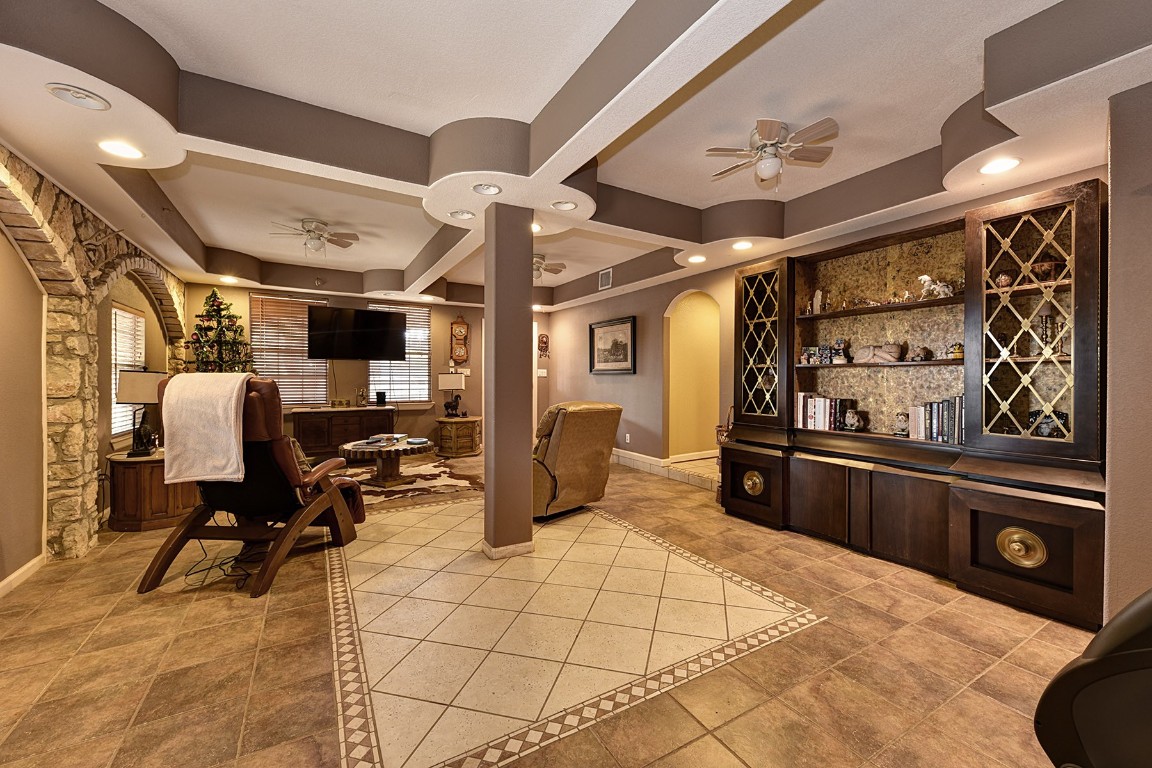 4525 Bell Springs Road Dripping Springs, TX 78620 - Photo 15 of 38 a view of a room with workspace