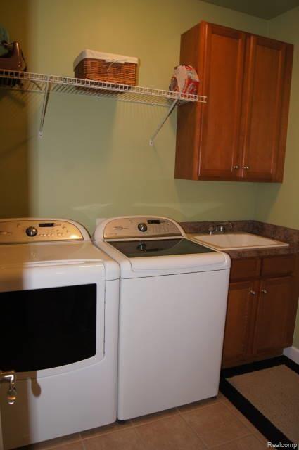 2008 South Elba Road Lapeer, MI 48446 - Photo 14 of 31 DSC04008.jpg