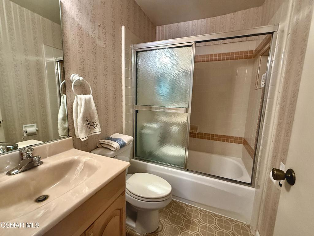 2392 Alscot Avenue Simi Valley, CA 93063 - Photo 8 of 13