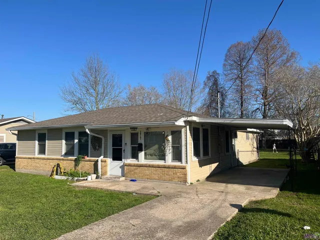 $170,000 | 58101 Canal Street, Plaquemine, LA 70764