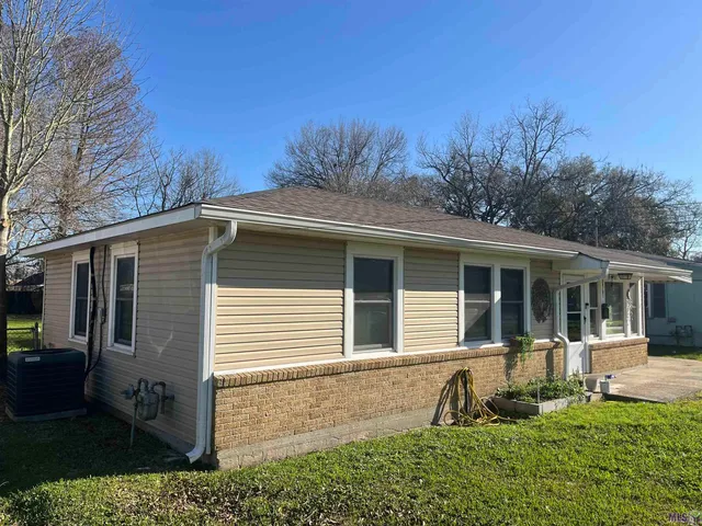 $170,000 | 58101 Canal Street, Plaquemine, LA 70764