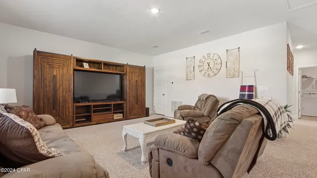 $449,900 | 233 Martingale Loop, Lynn Haven, FL 32444