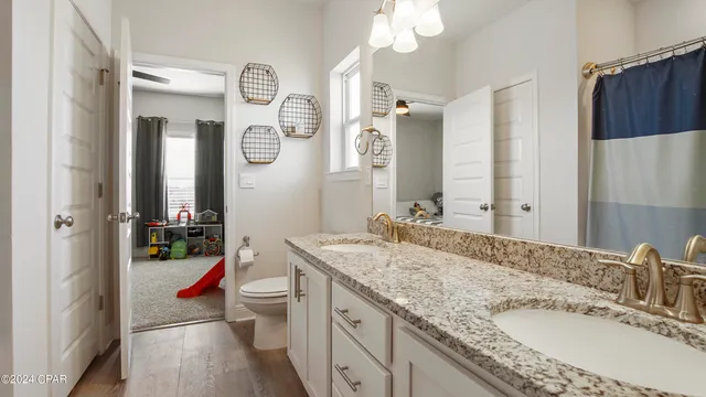 $449,900 | 233 Martingale Loop, Lynn Haven, FL 32444