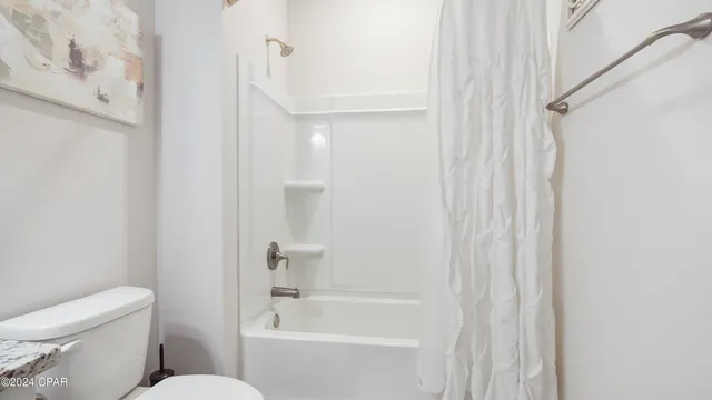 $449,900 | 233 Martingale Loop, Lynn Haven, FL 32444