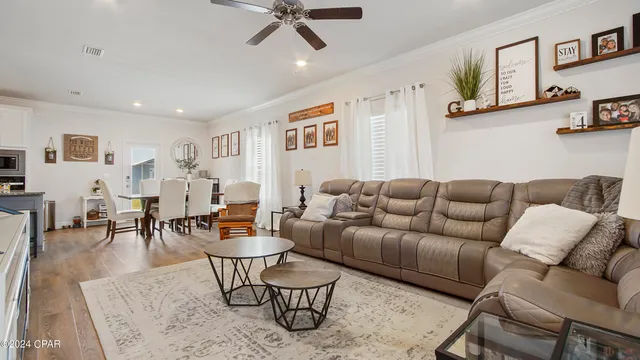 $449,900 | 233 Martingale Loop, Lynn Haven, FL 32444