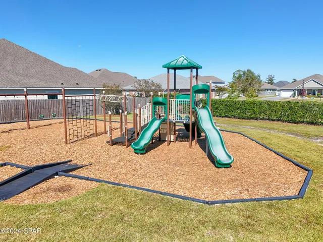 $449,900 | 233 Martingale Loop, Lynn Haven, FL 32444