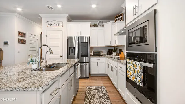 $449,900 | 233 Martingale Loop, Lynn Haven, FL 32444