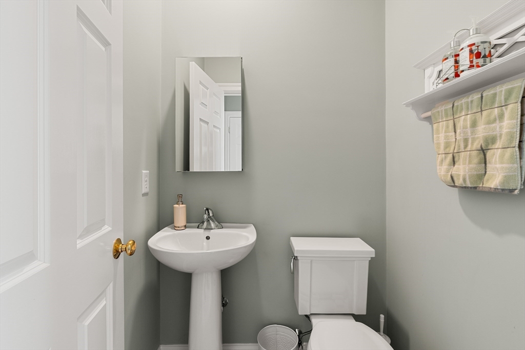 10 Yankee Way Beverly, MA 01915 - Photo 14 of 42