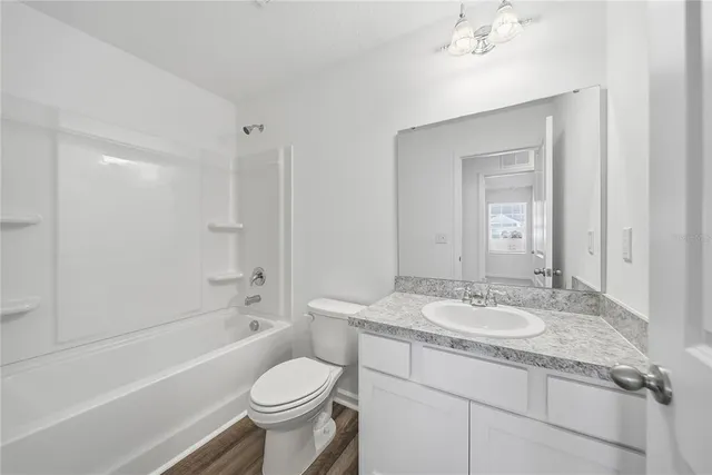 $2,000 | 6155 Daerr Rdg Street, Zephyrhills, FL 33542