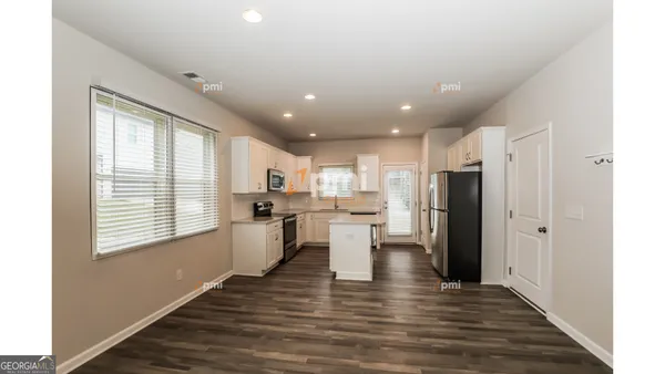 $2,245 | 3658 Madison Street, College Park, GA 30337