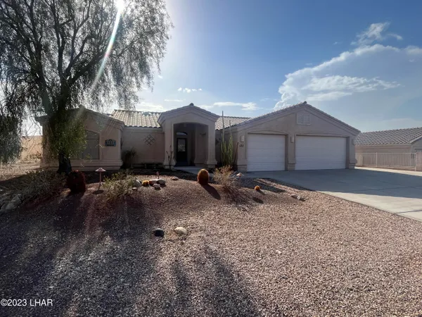 $2,500 | 1311 Aviation Drive, Lake Havasu City, AZ 86404