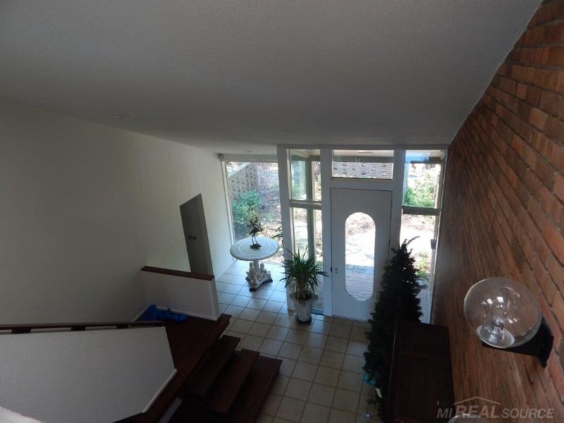 737 Lake Shore Road Grosse Pointe Shores, MI 48236 - Photo 20 of 25