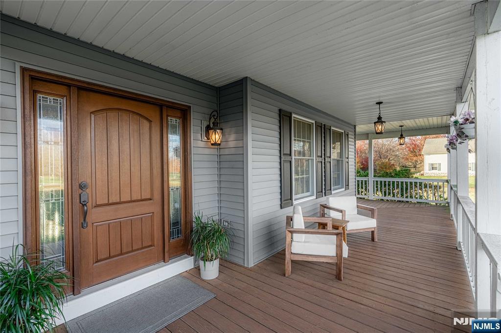 11 Newell Road Flemington, NJ 08822 - Photo 2 of 48